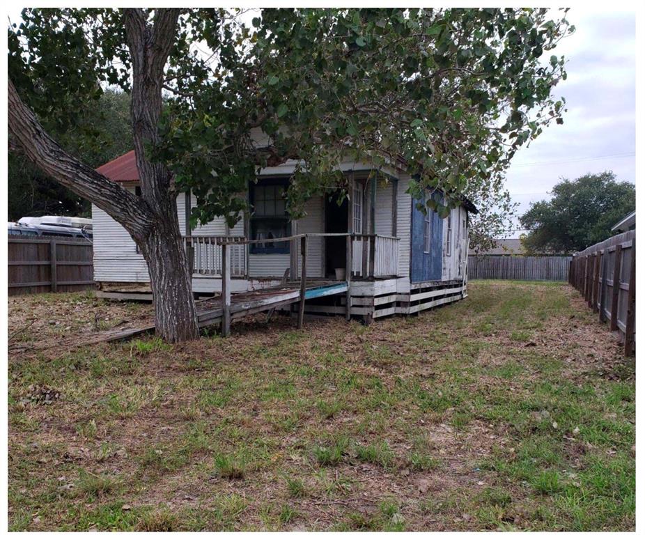 712 S Whitney Street, Aransas Pass, Texas image 1