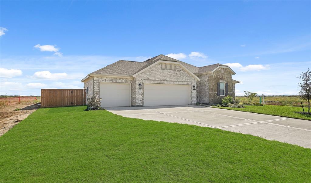 1391 Imperial Ranch Way, Dayton, Texas image 2