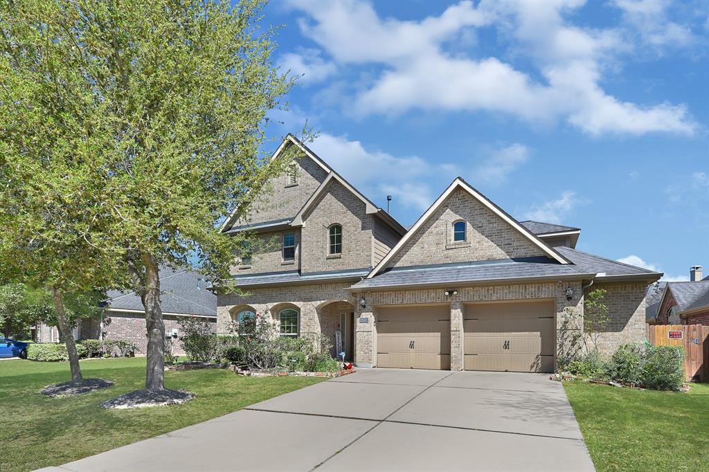 1926 Sequoia Trail Lane, Richmond, Texas image 2
