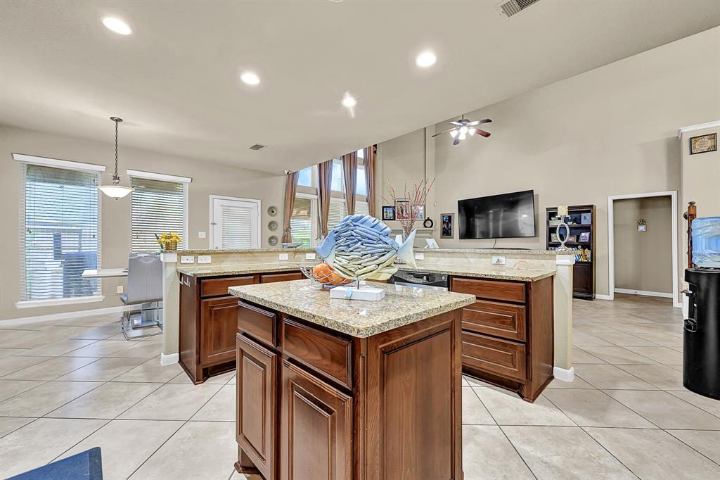 1926 Sequoia Trail Lane, Richmond, Texas image 25