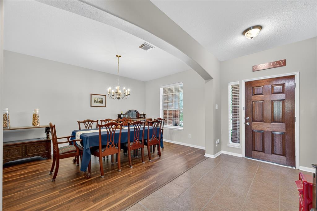 6131 Carlisle Lane