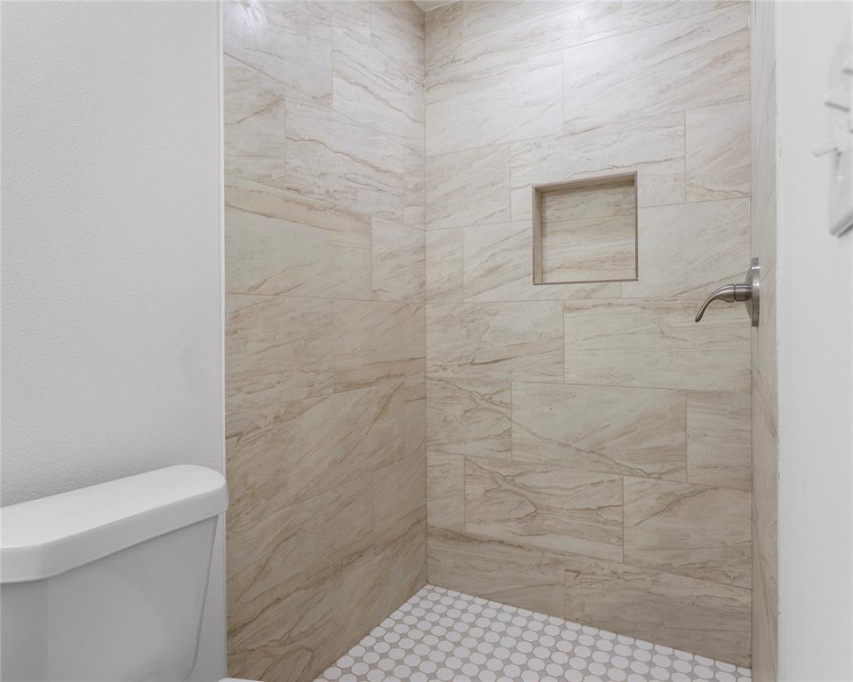 3221 12th Street, Bay City, Texas image 34