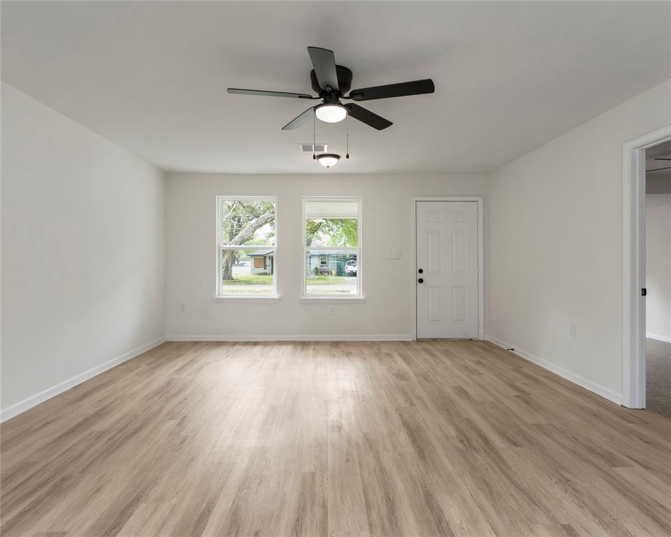 3221 12th Street, Bay City, Texas image 6
