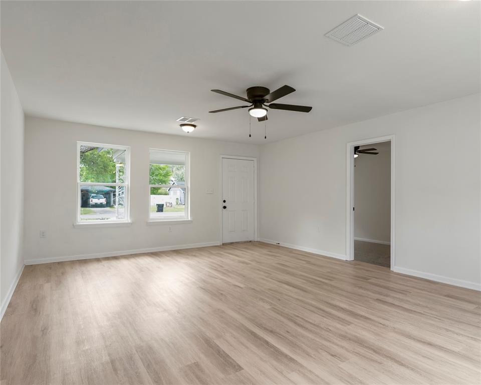 3221 12th Street, Bay City, Texas image 5