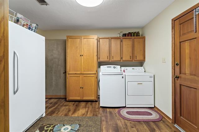 527 E Walton Road, Lumberton, Texas image 20