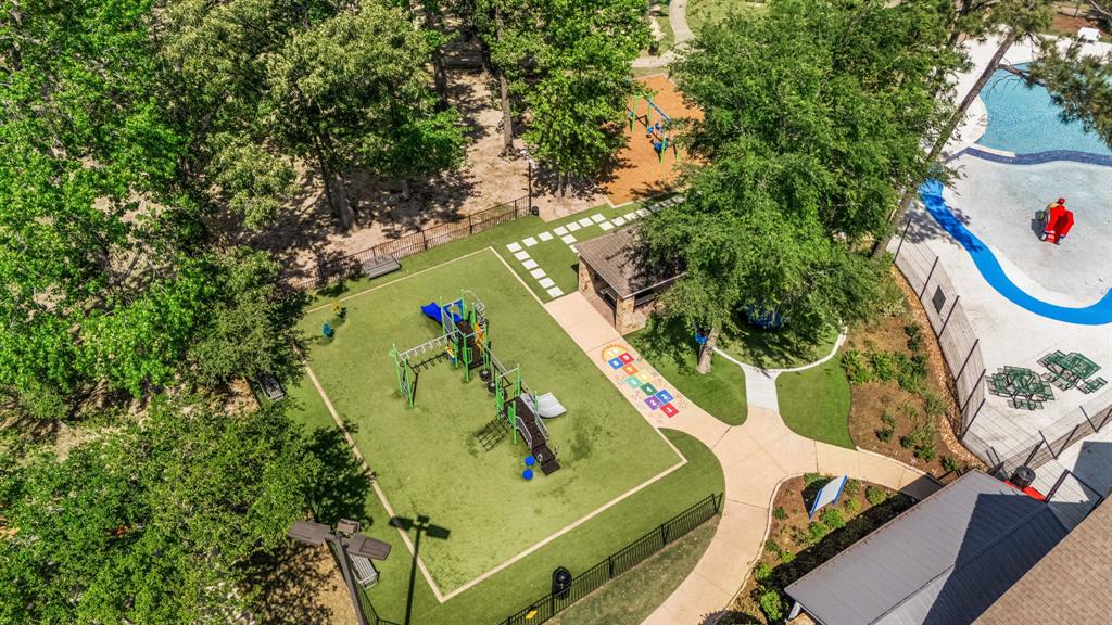 3515 Twin Mills Lane, Spring, Texas image 34