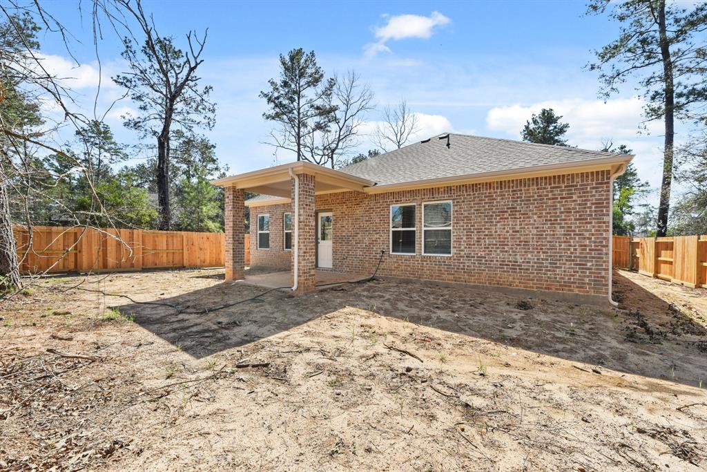 259 Garden Rose Trail, Conroe, Texas image 21