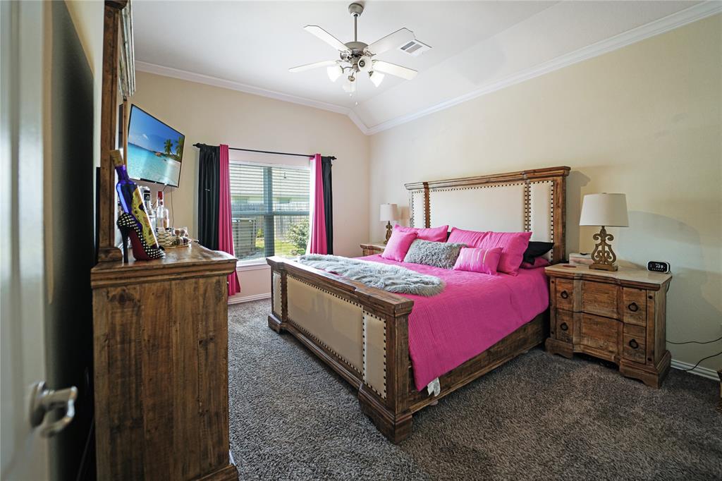 6411 Hidden Dunes Drive, Baytown, Texas image 8