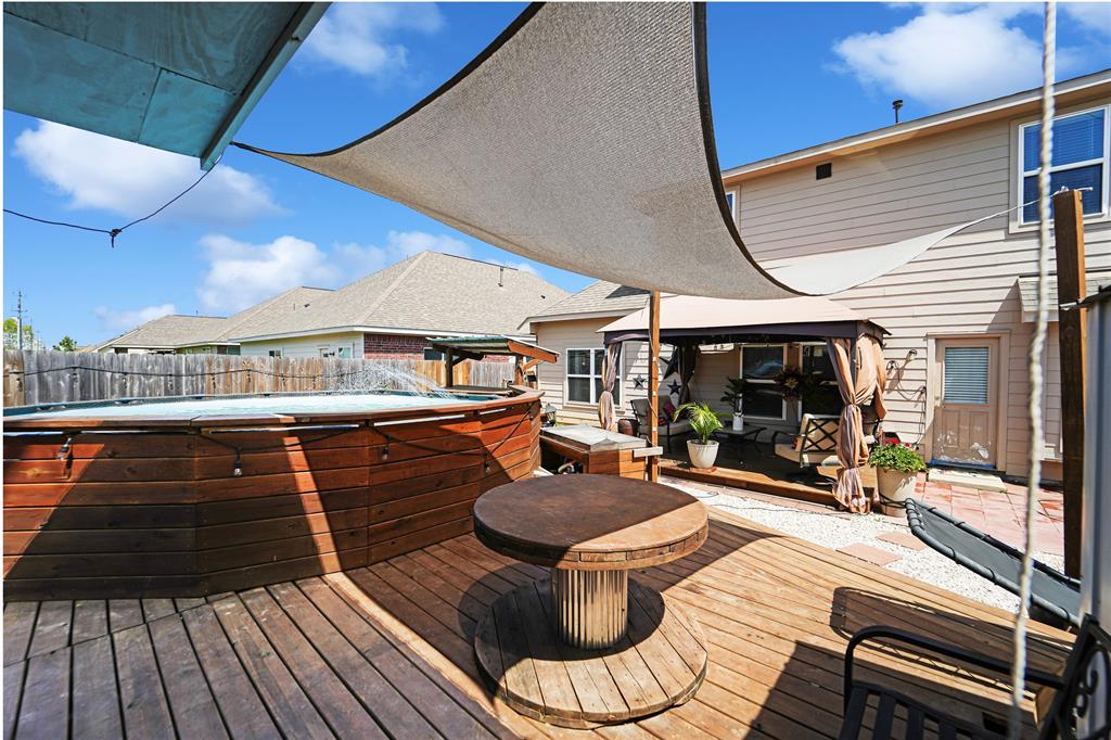 6411 Hidden Dunes Drive, Baytown, Texas image 16