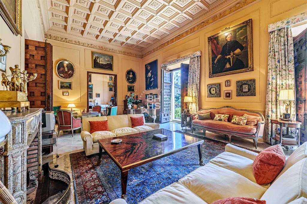 29015, Spain, 7 Bedrooms Bedrooms, ,3 BathroomsBathrooms,Residential,Active,181457