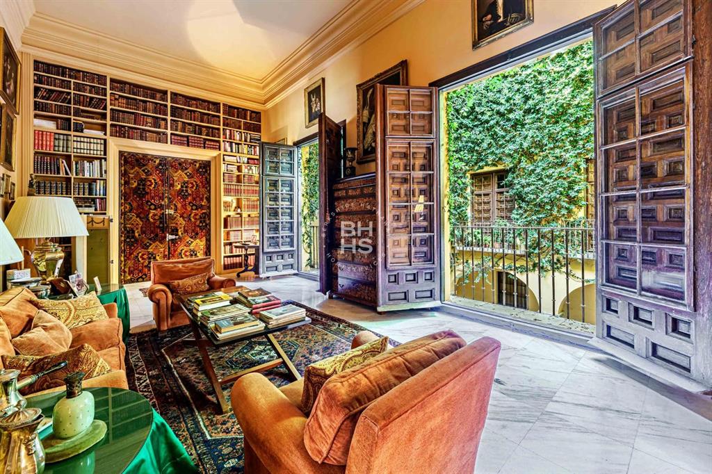 29015, Spain, 7 Bedrooms Bedrooms, ,3 BathroomsBathrooms,Residential,Active,181457