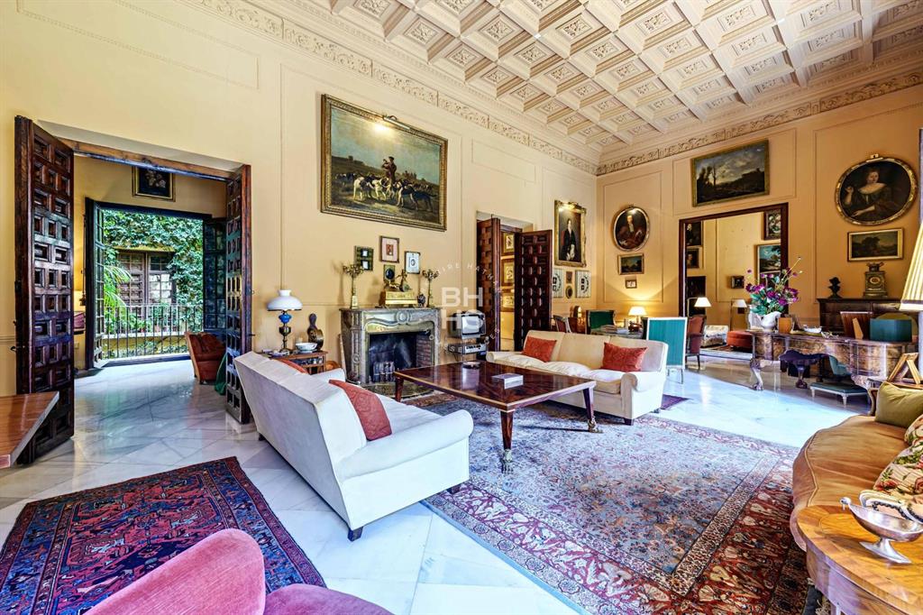 29015, Spain, 7 Bedrooms Bedrooms, ,3 BathroomsBathrooms,Residential,Active,181457