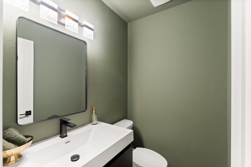 2003 Longstraw Place, The Woodlands, Texas image 28