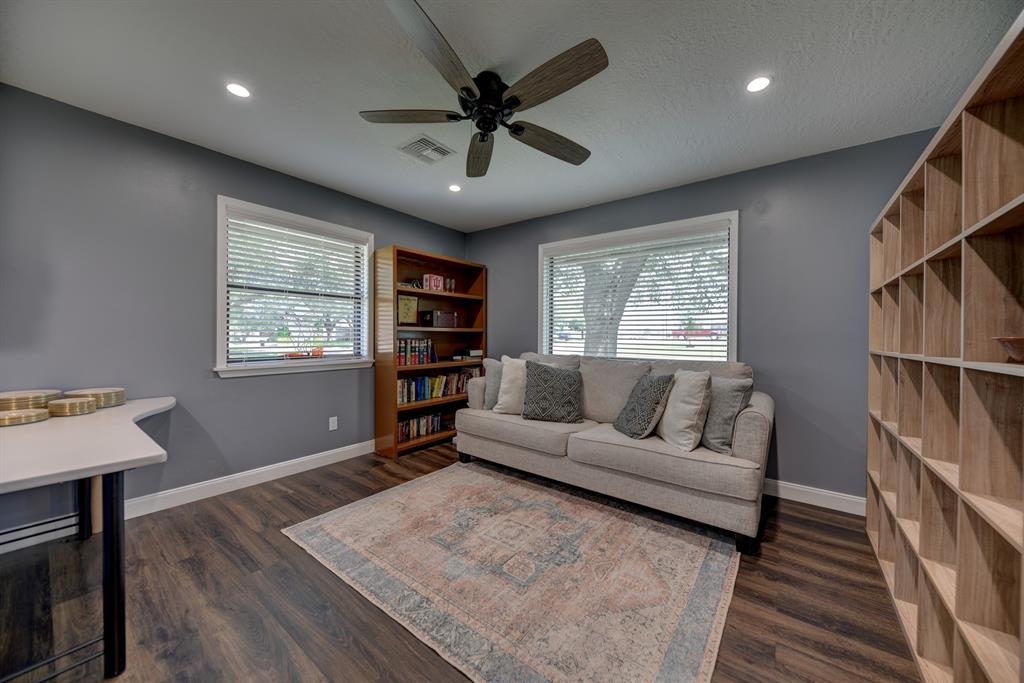 1600 Pecan Street, Brenham, Texas image 28