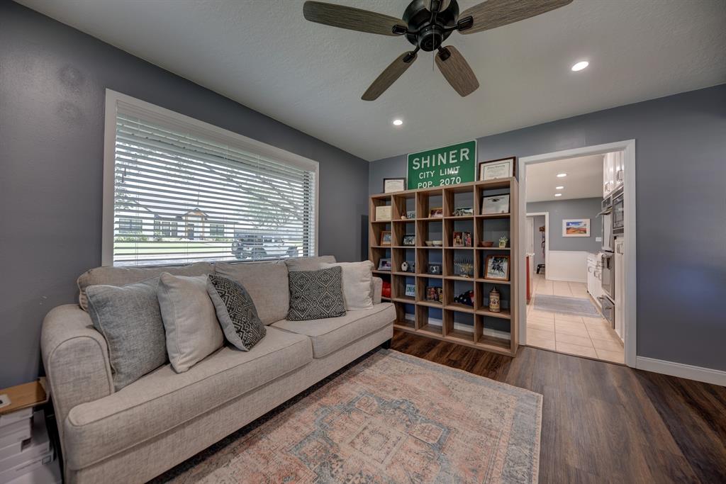 1600 Pecan Street, Brenham, Texas image 29