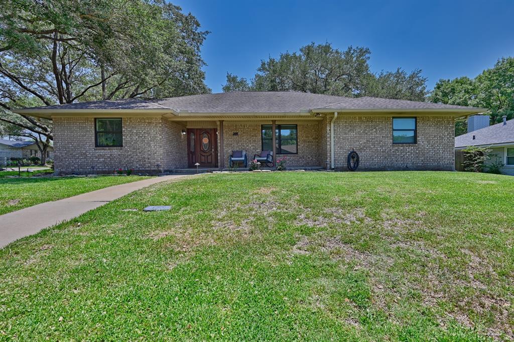 1600 Pecan Street, Brenham, Texas image 4