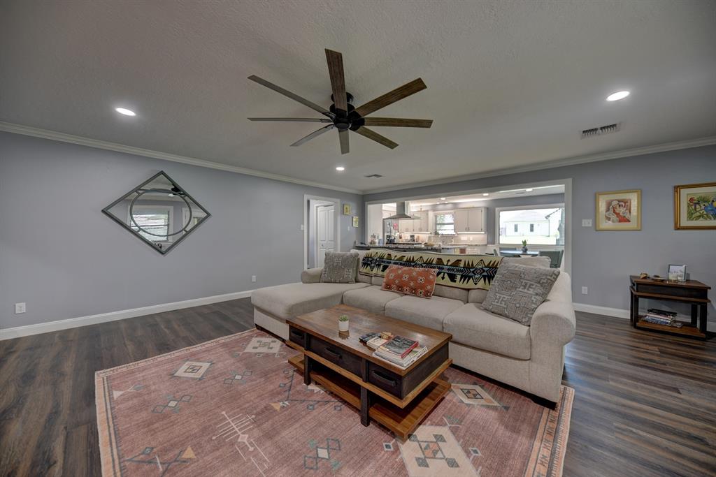 1600 Pecan Street, Brenham, Texas image 8