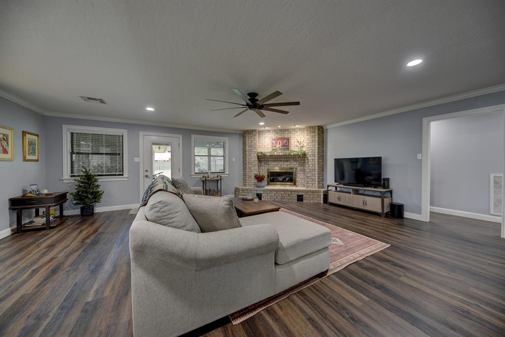 1600 Pecan Street, Brenham, Texas image 9