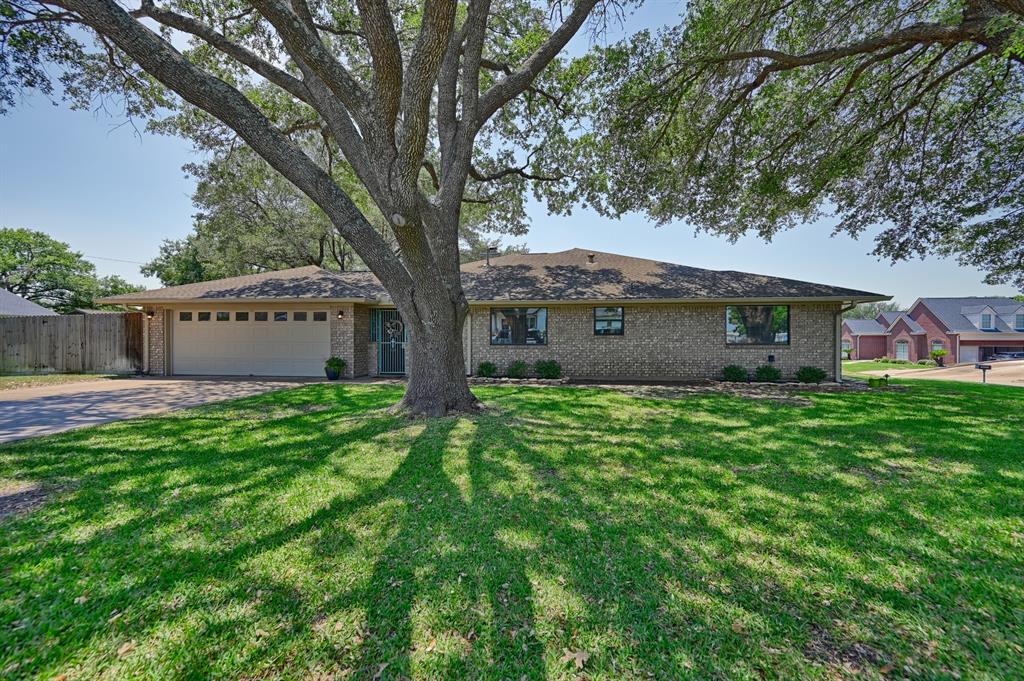 1600 Pecan Street, Brenham, Texas image 32