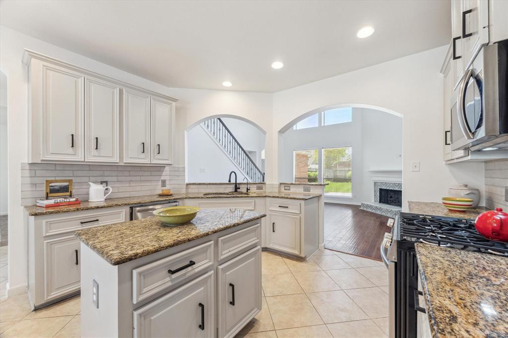 6107 Castle Peak Lane, League City, Texas image 13
