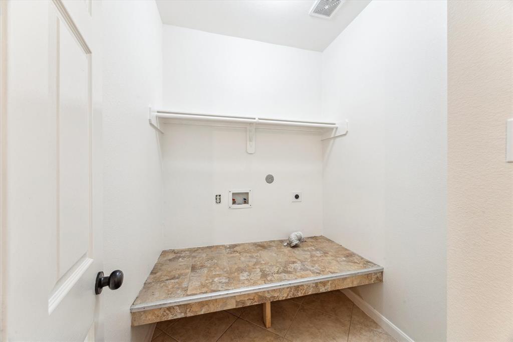 6107 Castle Peak Lane, League City, Texas image 27