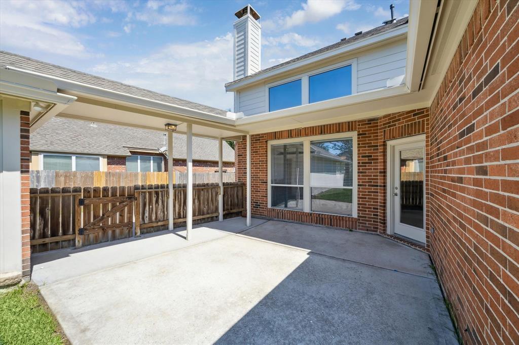 6107 Castle Peak Lane, League City, Texas image 30