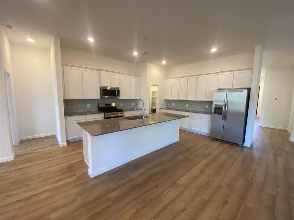 15002 Goujon Gates Drive, Conroe, Texas image 7