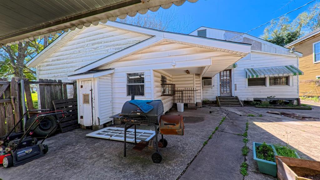 1060 Harrison Street, Beaumont, Texas image 17
