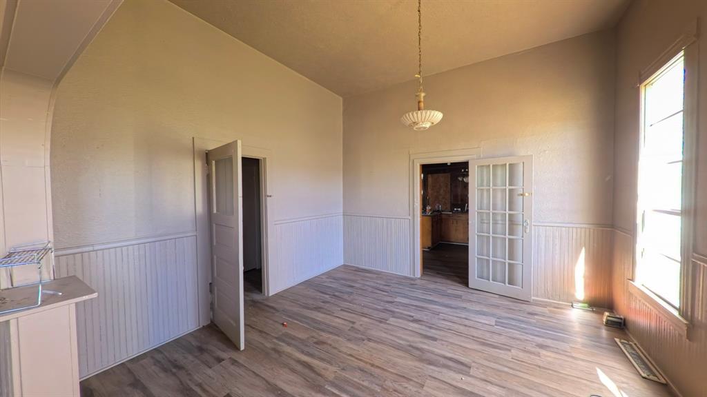 1060 Harrison Street, Beaumont, Texas image 7