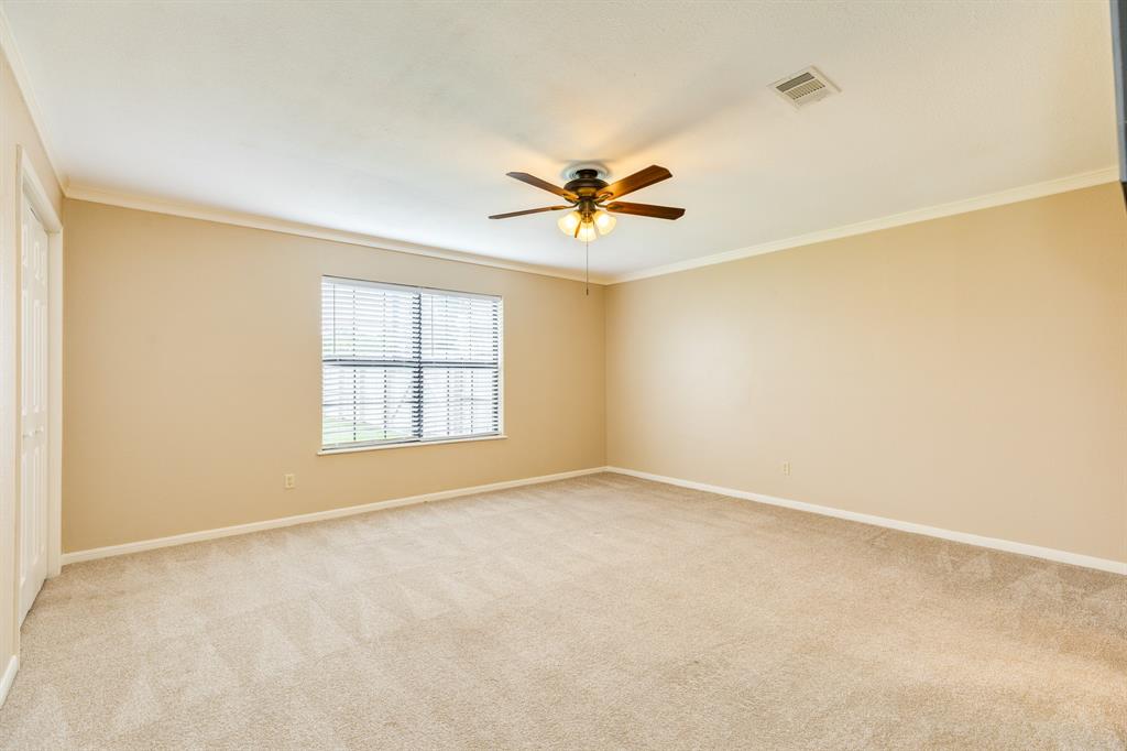 327 Petunia Street St, Lake Jackson, Texas image 13