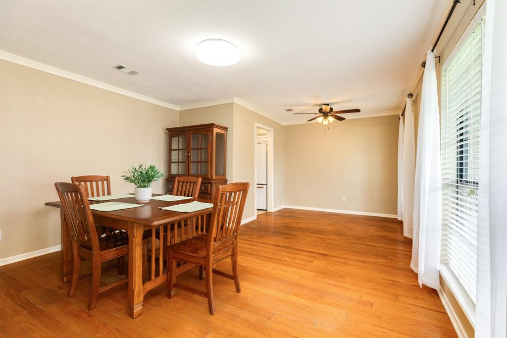 327 Petunia Street St, Lake Jackson, Texas image 11