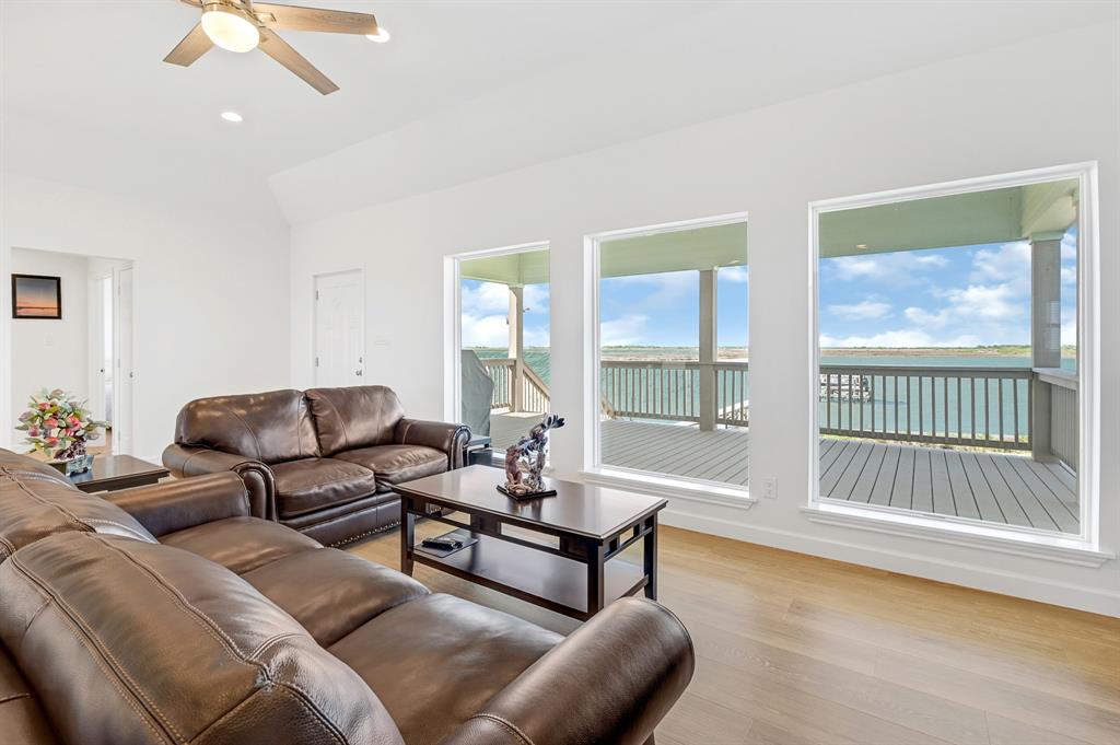 747 Waypoint Drive, Palacios, Texas image 20