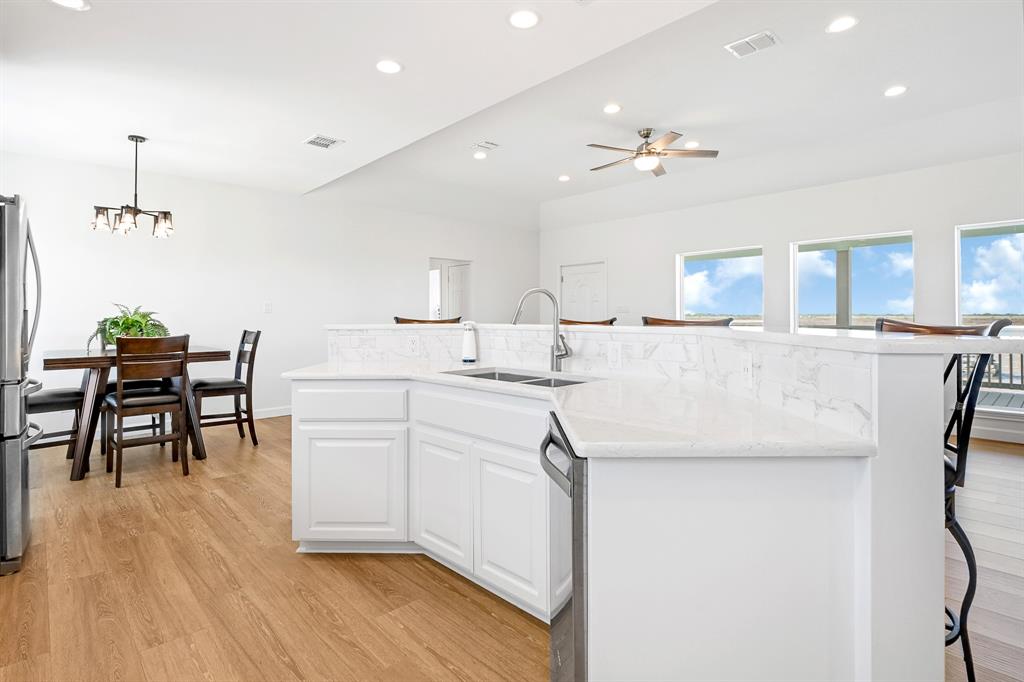 747 Waypoint Drive, Palacios, Texas image 18