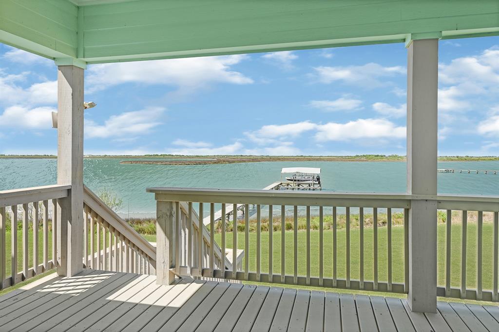 747 Waypoint Drive, Palacios, Texas image 10