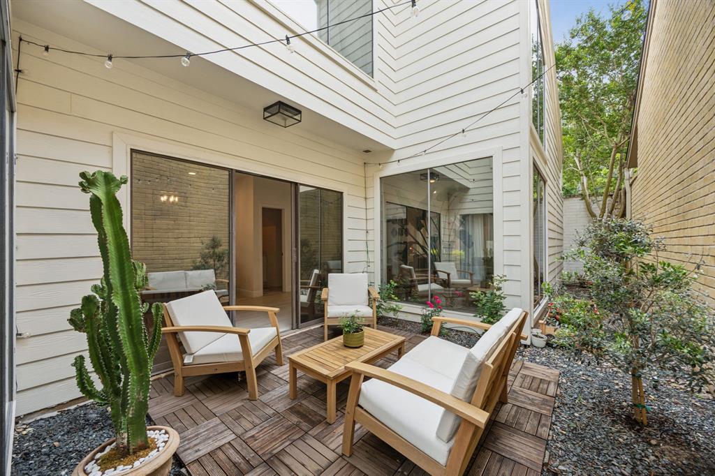 9584 Doliver Drive, Houston, Texas image 5