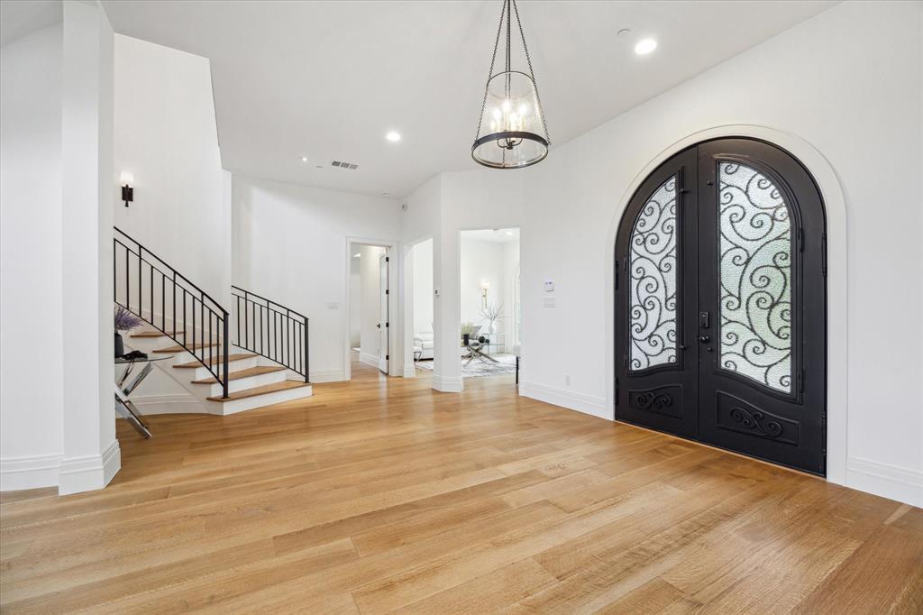 11903 Cobblestone Drive