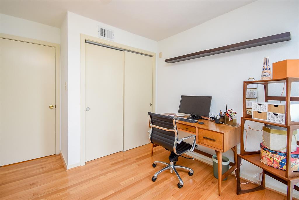 2333 Bering Drive #104, Houston, Texas image 26