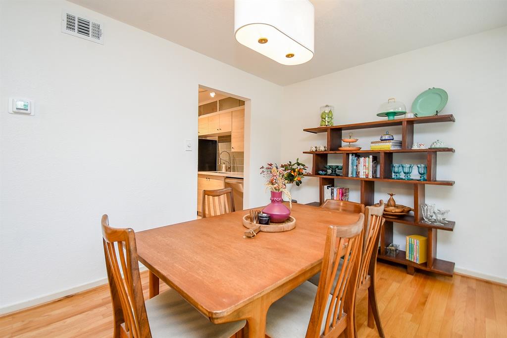 2333 Bering Drive #104, Houston, Texas image 13