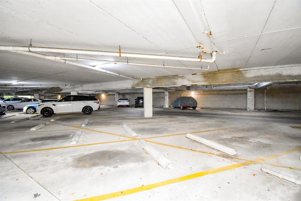 2333 Bering Drive #104, Houston, Texas image 34
