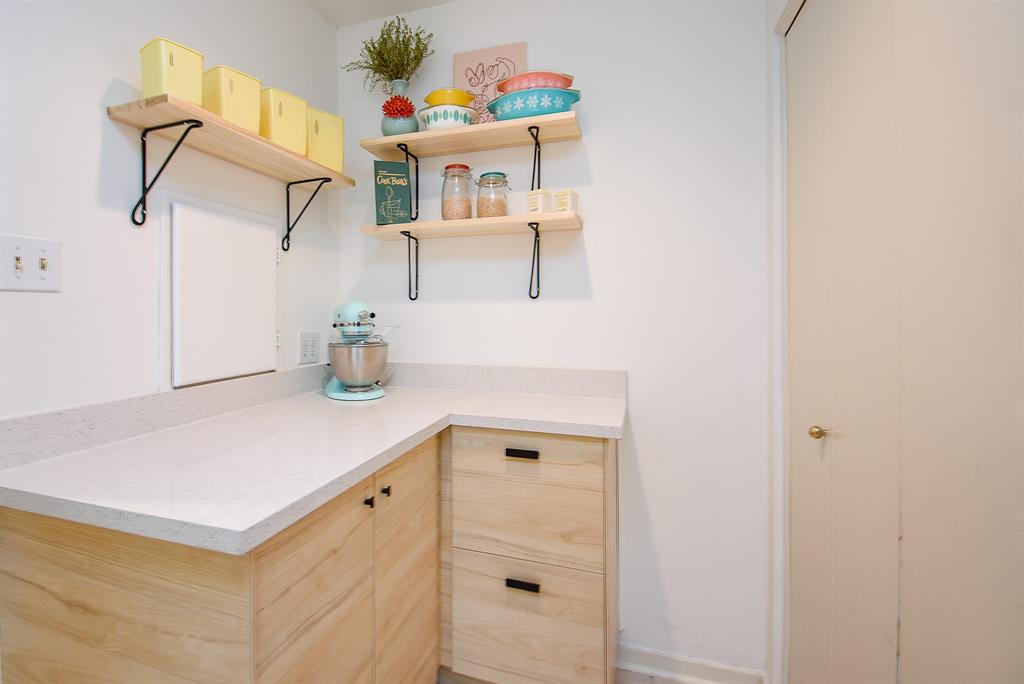 2333 Bering Drive #104, Houston, Texas image 20