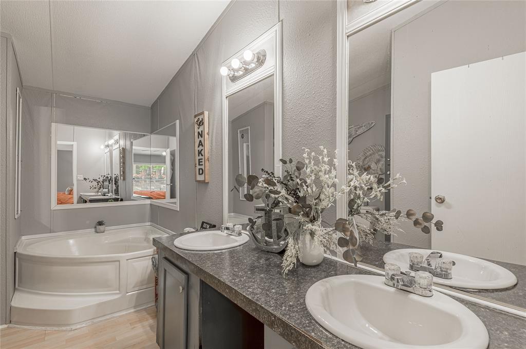 460 Ridge Trail, Trinity, Texas image 33