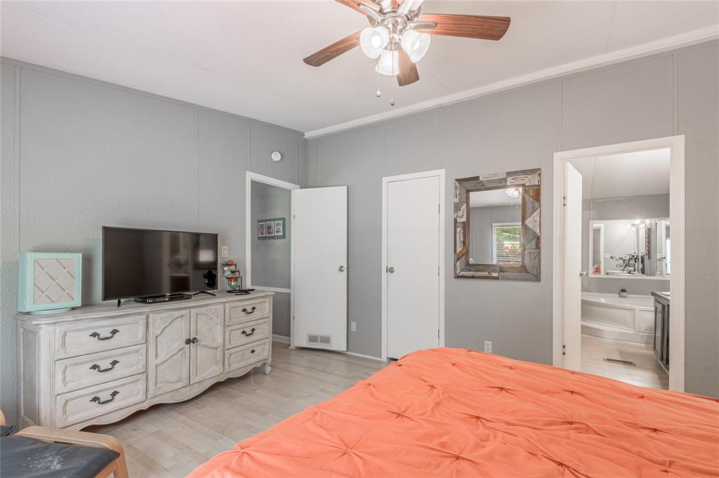 460 Ridge Trail, Trinity, Texas image 32