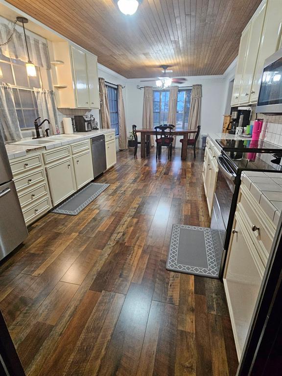 212 Park Lane, Goodrich, Texas image 10