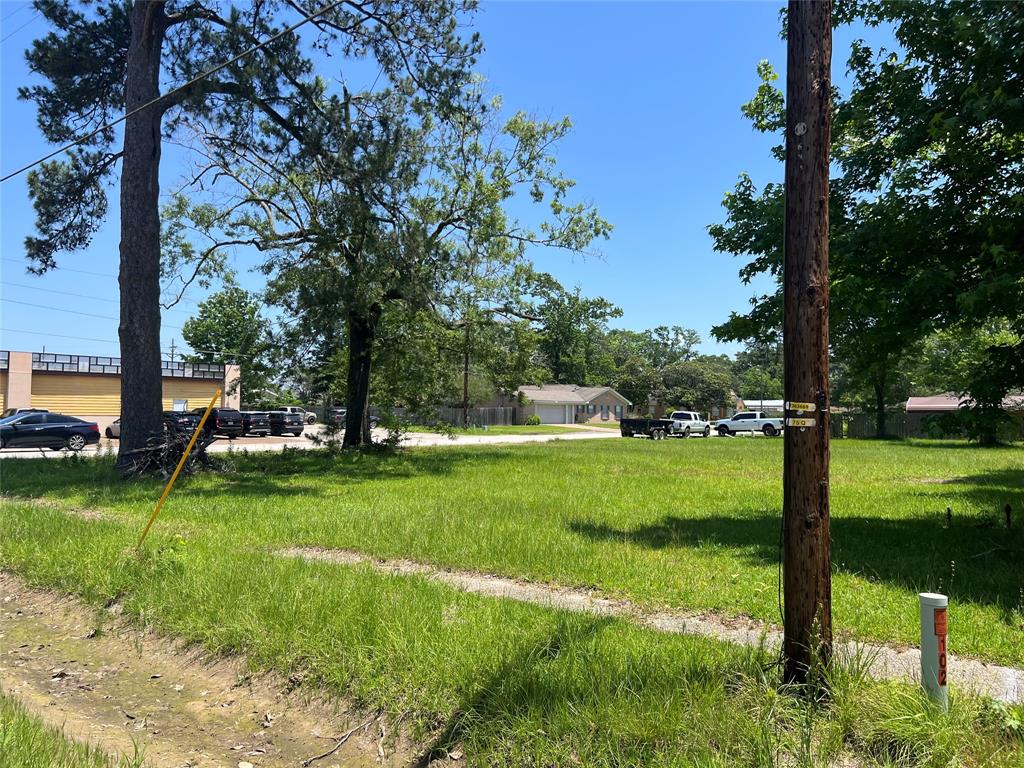 404 & 400 E Hanson Street, Cleveland, Texas image 14