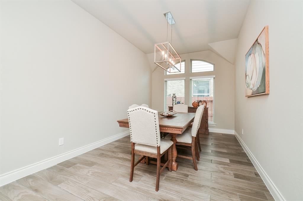 4515 Primrose Valley Lane, Fulshear, Texas image 14