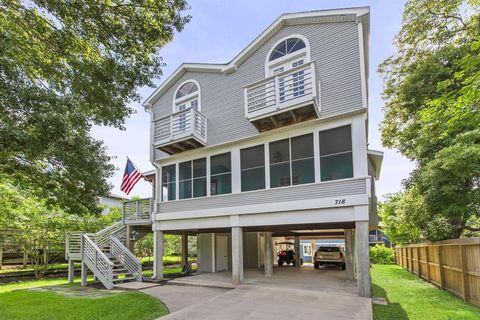 718 Pine Road Clear Lake Shores TX 77565