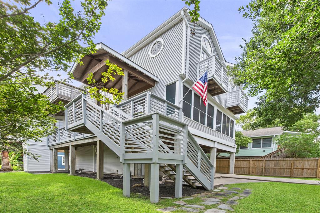 718 Pine Road