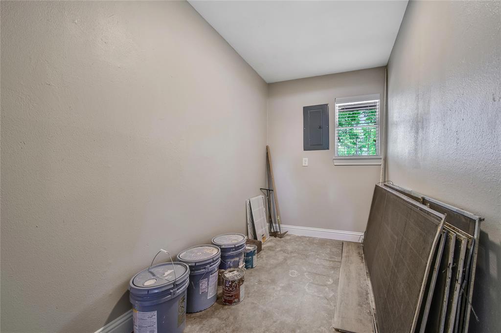 407 Rolling Wood Road, Baytown, Texas image 39