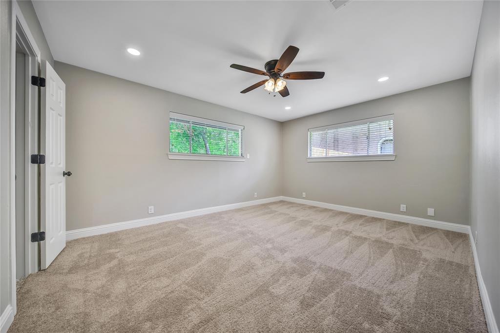 407 Rolling Wood Road, Baytown, Texas image 26