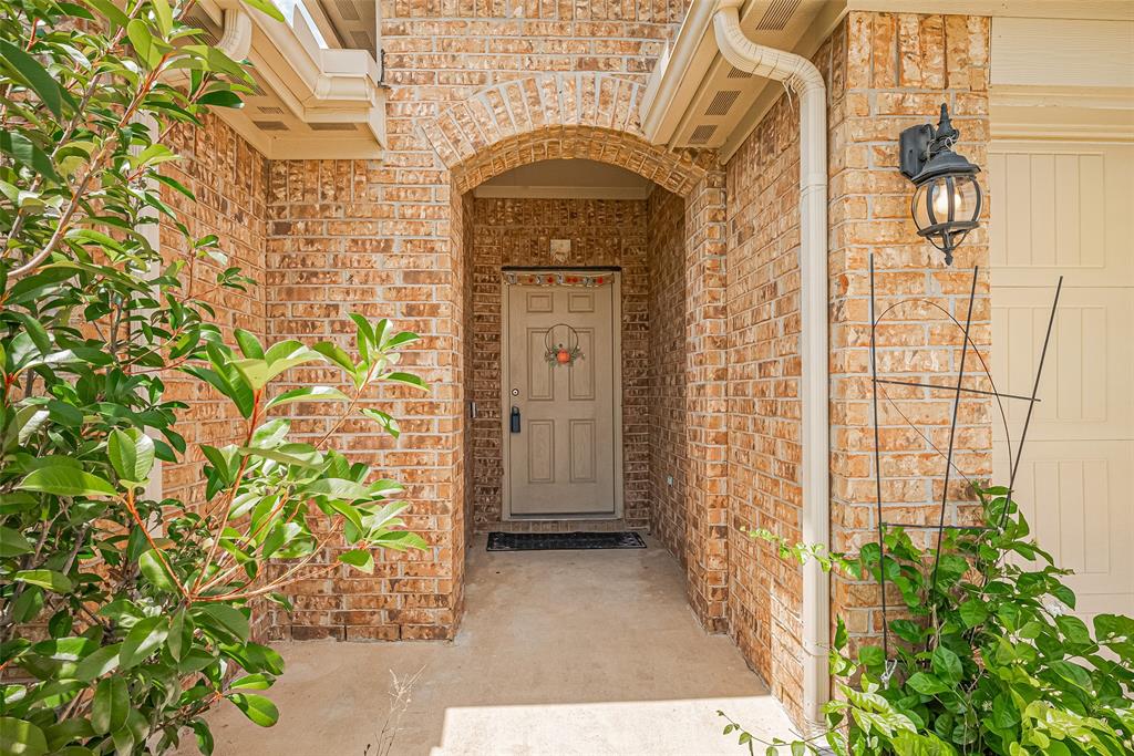 21018 Whitehaven Bluff Trail